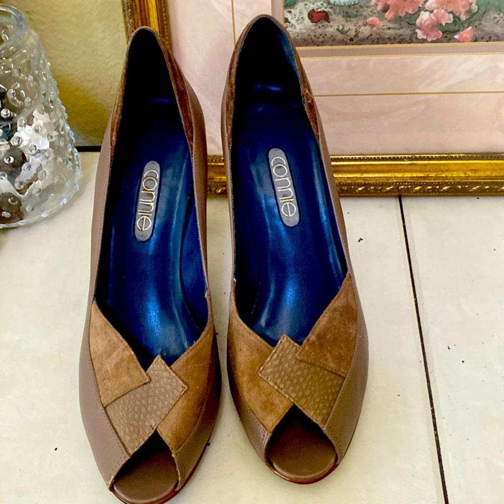 Connie brown leather and suede high heel peep toe pumps made in Brazil size 8